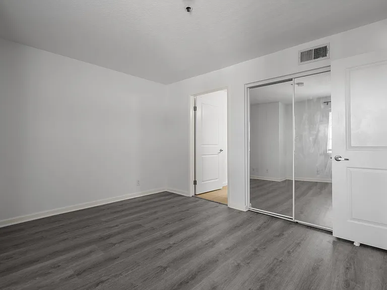345 S Alexandria Ave #304 — Photo 9