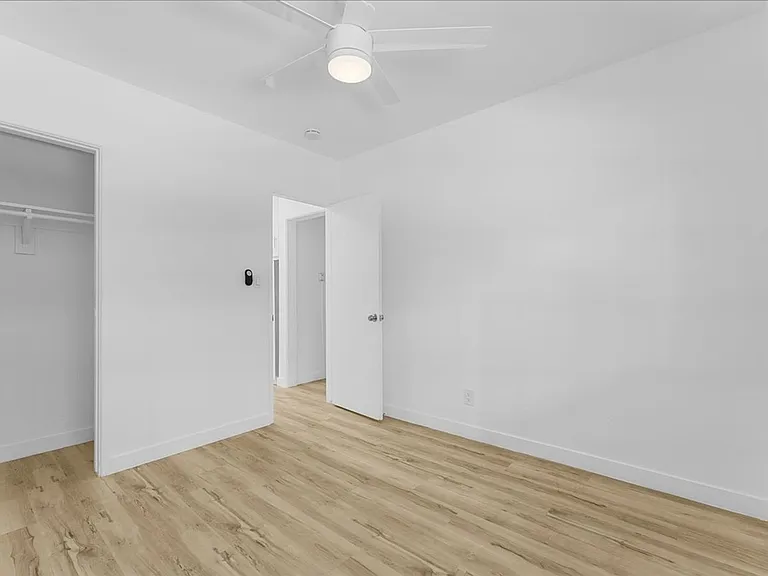 12250 Grevillea Ave #B — Photo 9