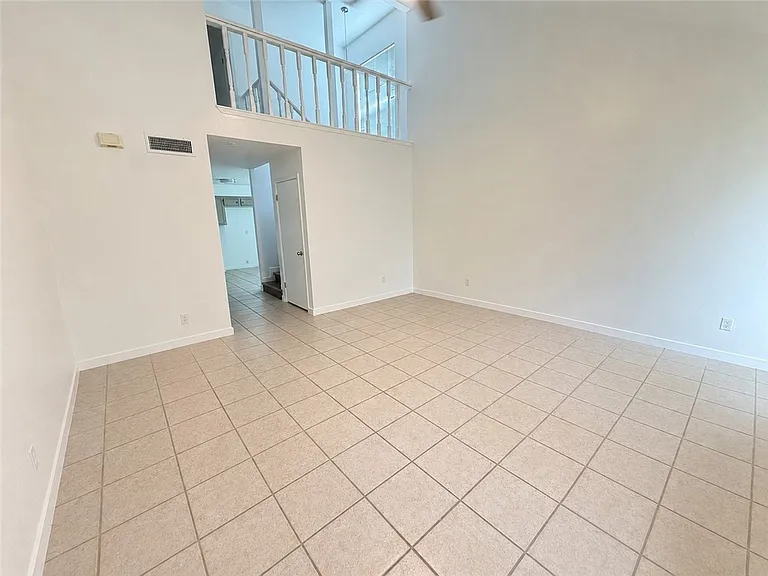 11621 Agua Dulce Creek Dr #C — Photo 2