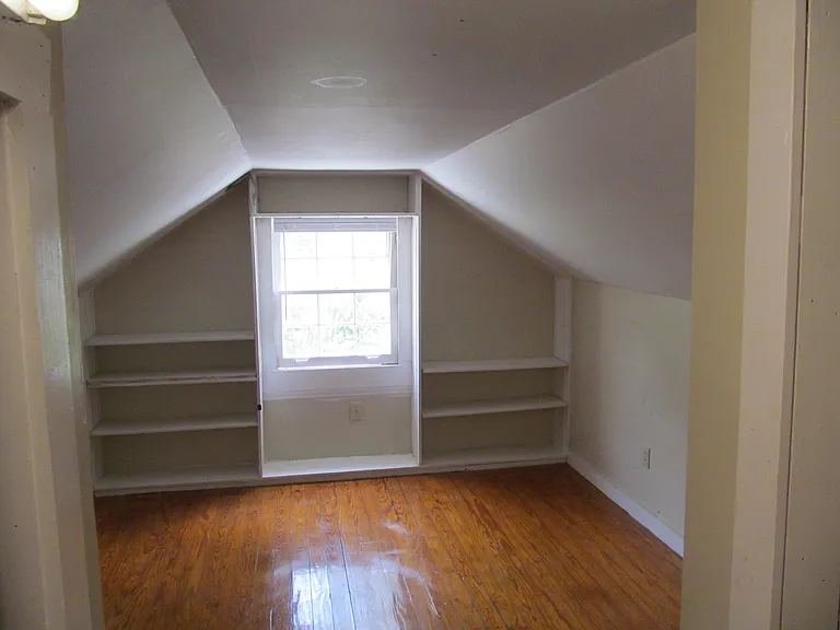 3682 Bowen Ave — Photo 16
