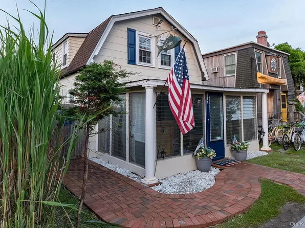 291 Cottage Walk, Ocean Beach, NY 11770