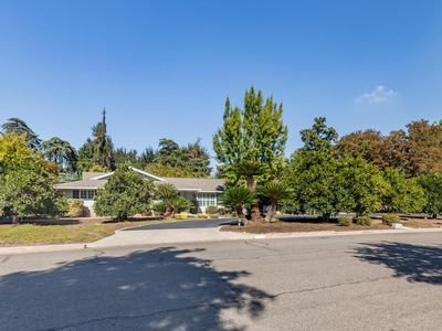 5421 E Heaton Ave, Fresno, CA, 93727