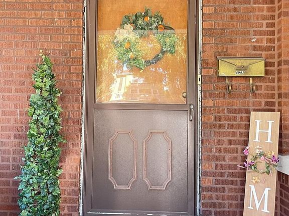 3rd image of 4943 N Karlov Ave