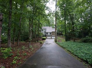 1954 Hitching Post Ln, Atlanta, GA 30068