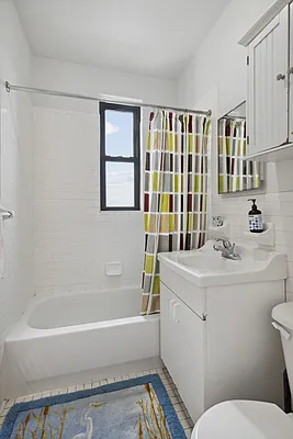 Sold by Compass | media 7