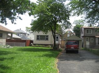211 S 24th Ave, Bellwood, IL 60104