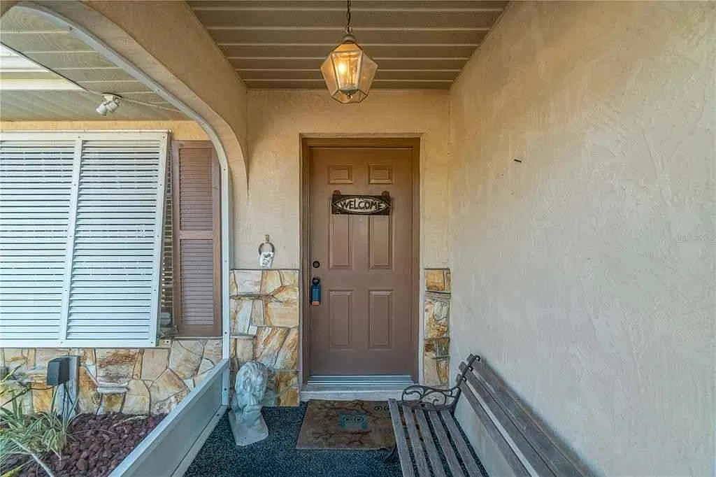 719 Acadia Rd — Photo 4
