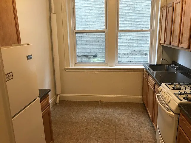 1810 Commonwealth Ave #8 — Photo 5