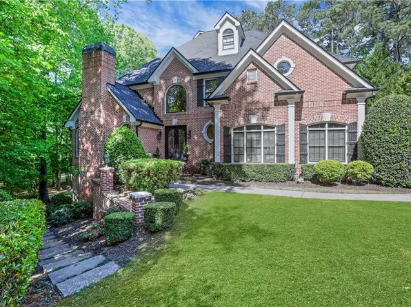 1005 Autumn Close, Milton, GA 30004