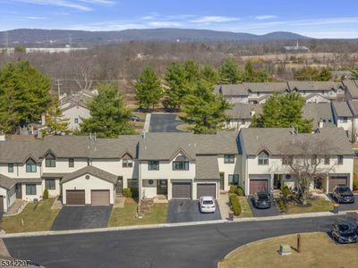 21 Holly Ct, Flemington, NJ, 08822