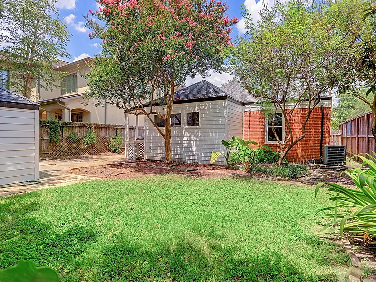 3919 Amherst St — Photo 16
