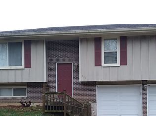 571 Doniphan St, Leavenworth, KS 66048