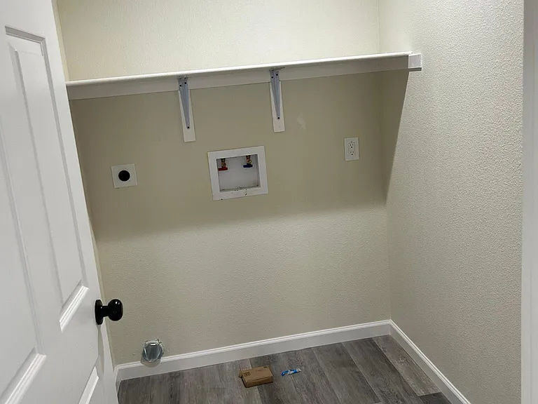 717 Meadowlark Ave #1/2 — Photo 2