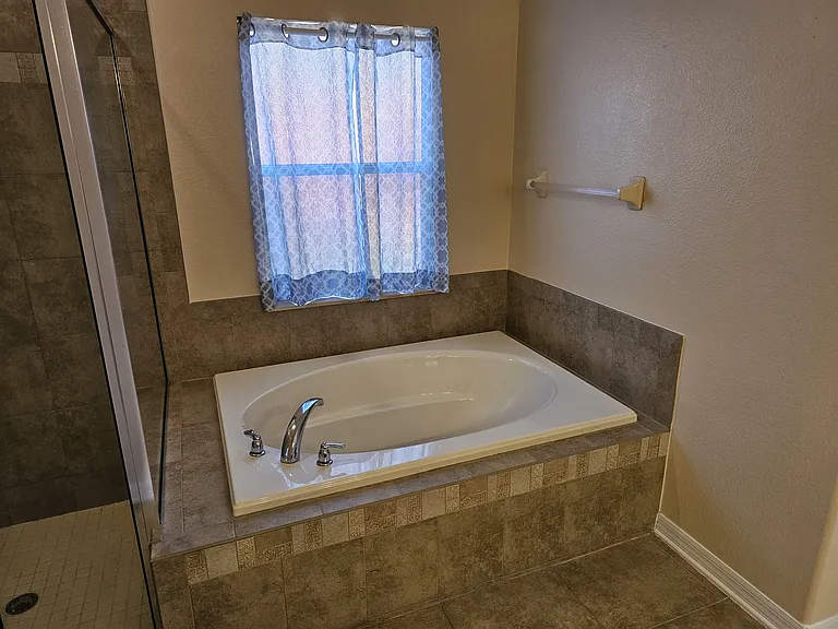 11512 Pennsville Ct — Photo 46