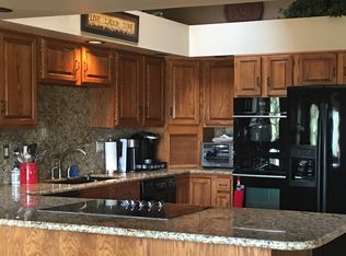 205 Desert Inn Way, Colorado Springs, CO 80921