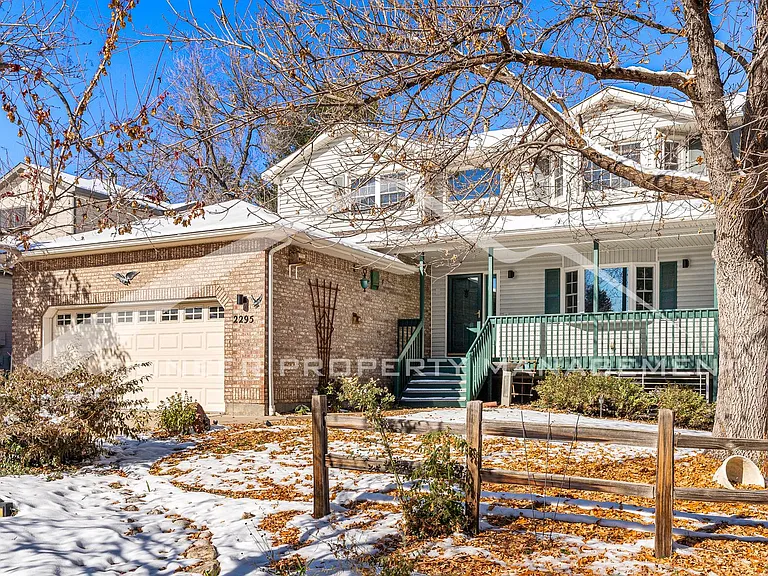 2295 Vineyard Pl — Photo 1