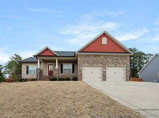 541 Spring Flowers Dr, Cameron, NC 28326