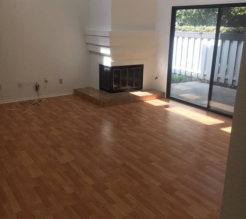 1st image of 494 Sobre Colinas Pl