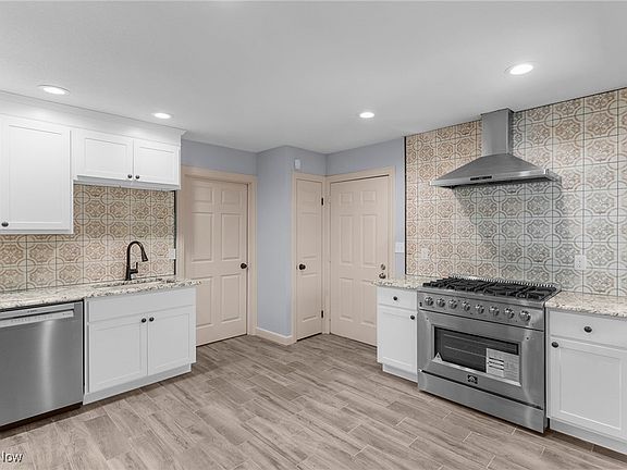 5th image of 6723 Lockwood Blvd #4