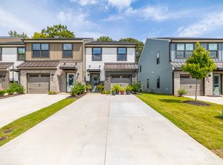 30 Connaught Ct, Mauldin, SC 29662