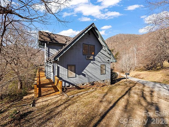 2nd image of 164 Bluebird Ln