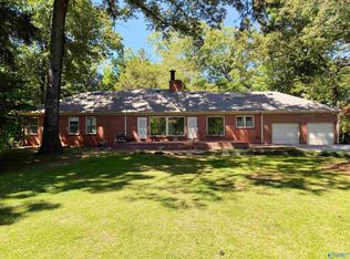 1521 Woodland St SE, Decatur, AL 35601