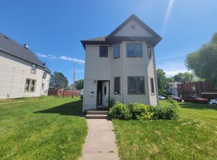 2530 W 2nd St #A, Duluth, MN 55806