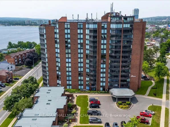 181 Collier St #202, Barrie, ON L4M 5L6