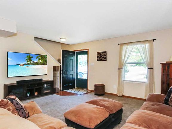 3rd image of 4007 Kellerton Pl