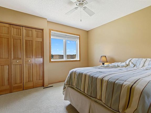 4th image of 6698 Wildflower Dr S