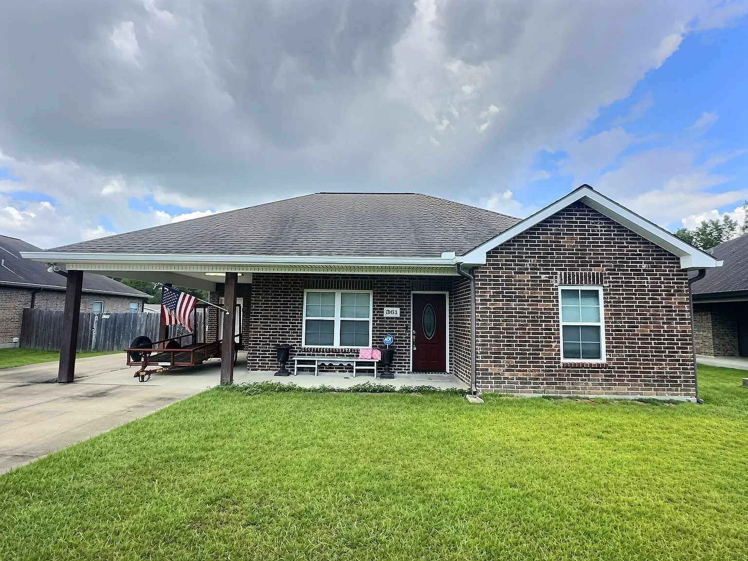 3 bed, 1565 sqft, $3,200 — Photo 1