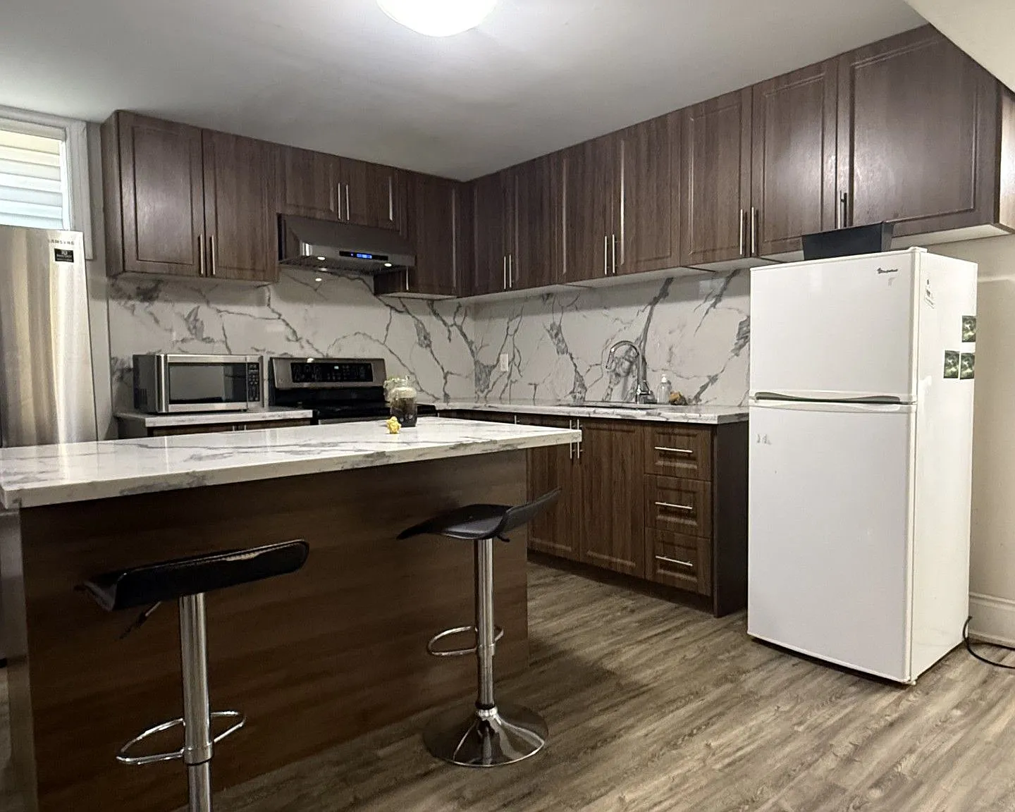 3 bed, $2,200 — Photo 4