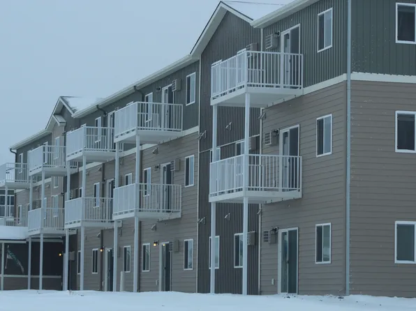 Watford McKenzie Park, 202 Fox Hills Pkwy #36f0316d6, Watford City, ND 58854