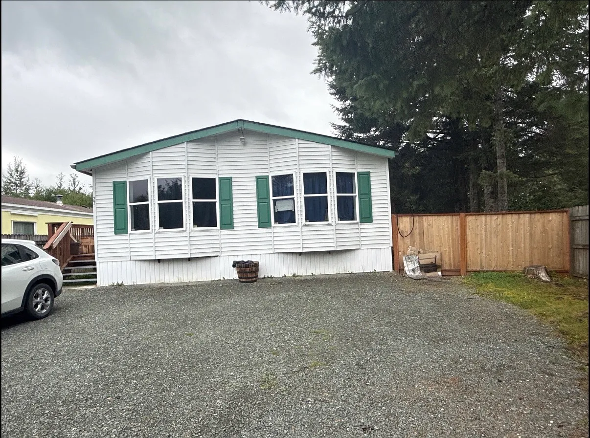 3 bed, 1000 sqft, $2,500 — Photo 4