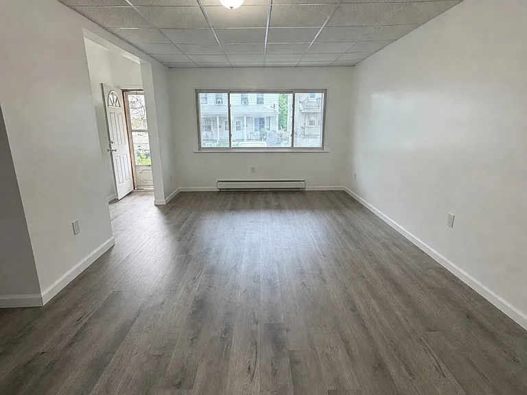 308-310 Barney St #3 — Photo 3