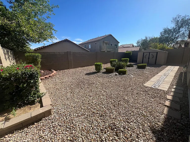 16829 W Cottonwood St — Photo 26