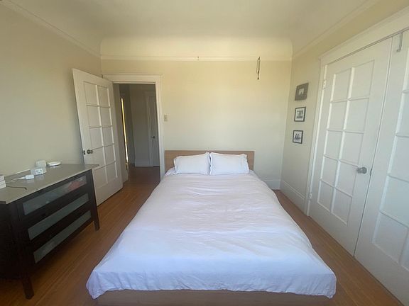 5th image of 1090 Francisco St APT 15