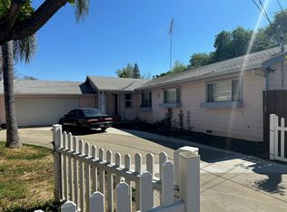 2640 Cardinal Ct, Carmichael, CA 95608