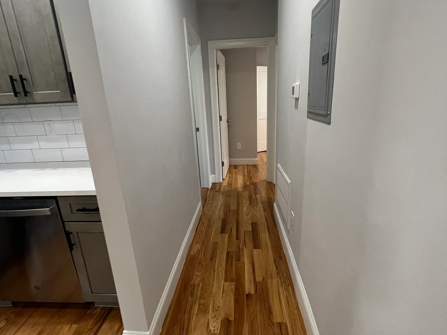 3 bed, $3,275 — Photo 3