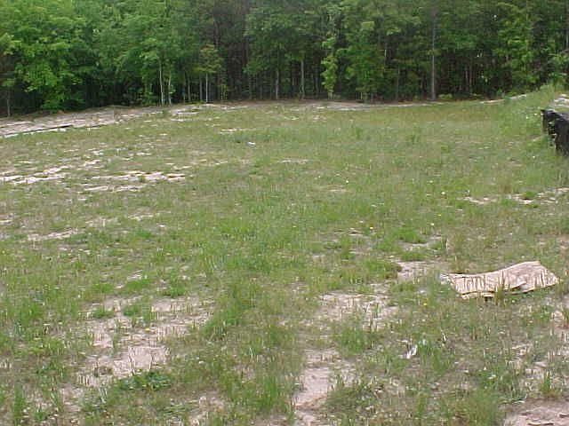 2nd image of 4544 Pineview Ln