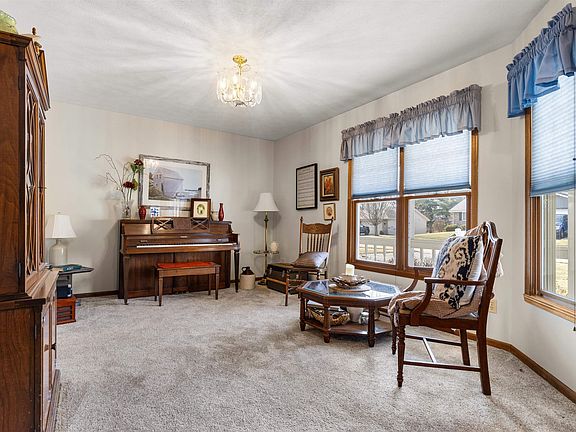 3rd image of 1872 S Trainer Rd