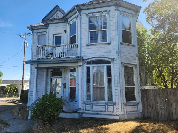 122 N Oregon St, Yreka, CA 96097