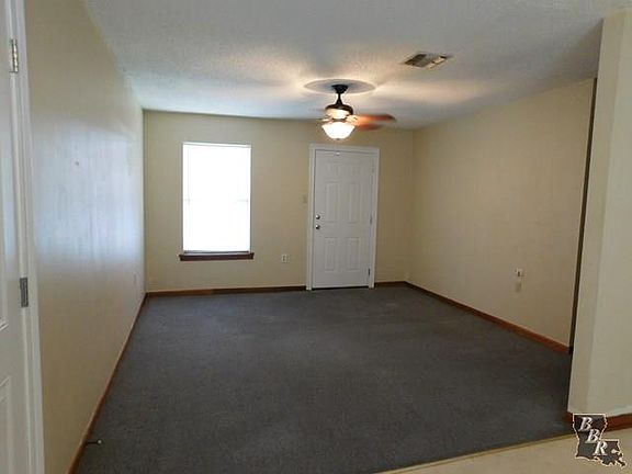 4th image of 225 1st St