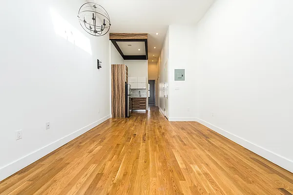Rented by Nooklyn NYC LLC | media 42