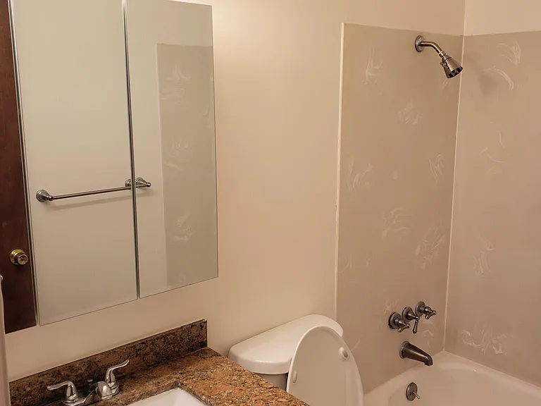 515 Kains Ave #2 — Photo 19