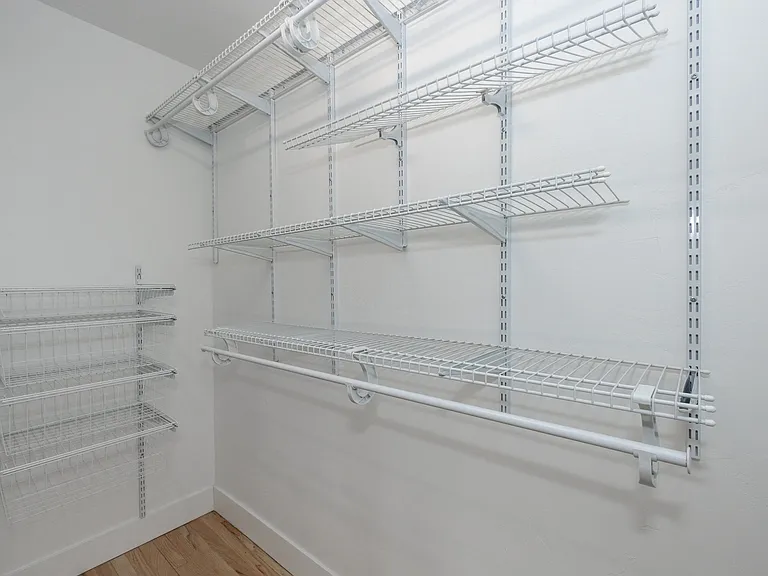 777 N Corona St — Photo 34