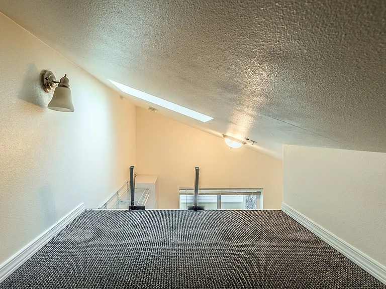 Solana Apodment Homes | International District — Photo 11
