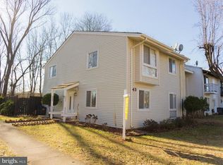43 Wedgedale Dr, Sterling, VA 20164