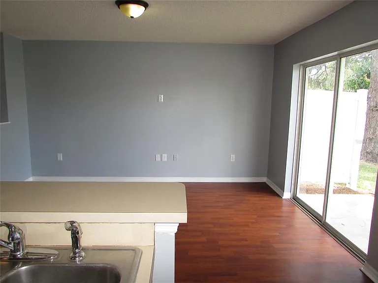 8532 Edgewater Place Blvd — Photo 11