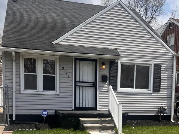 19372 Mansfield St, Detroit, MI 48235